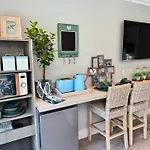 Hummingbird Corner